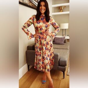 ASOS pleated flowy bottom open back wrap dress flowy colourful and bright size 6